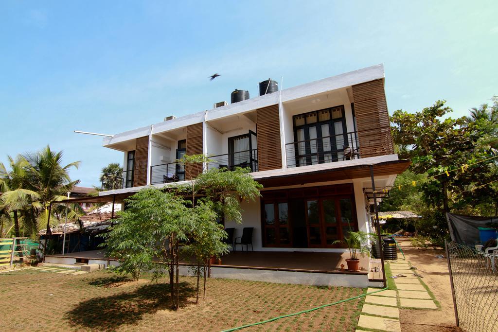 Casa Cubo By The Beach Bed and Breakfast Calangute Esterno foto