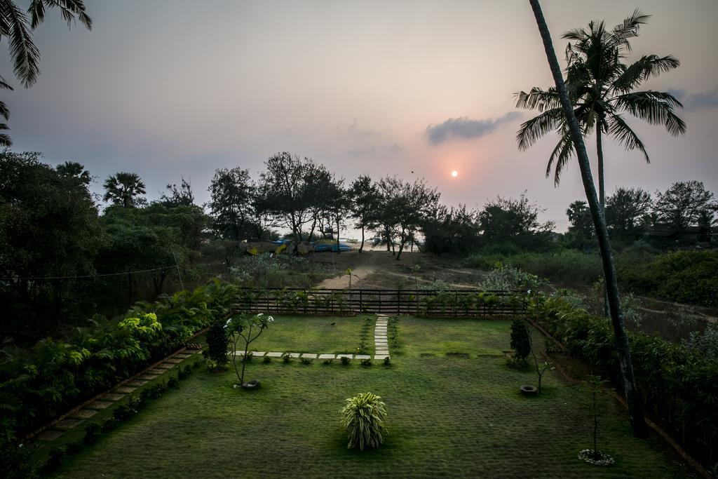 Casa Cubo By The Beach Bed and Breakfast Calangute Esterno foto