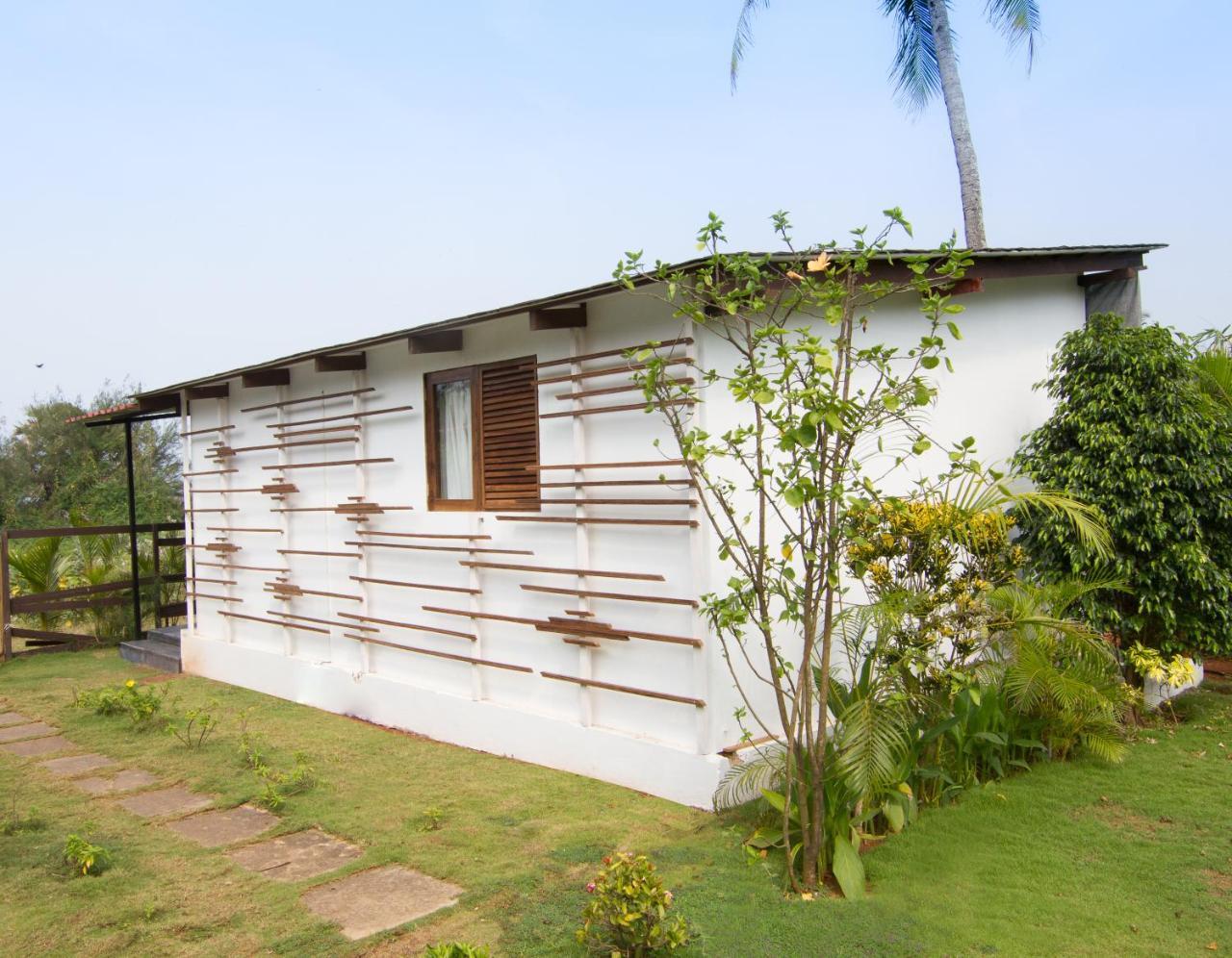 Casa Cubo By The Beach Bed and Breakfast Calangute Esterno foto